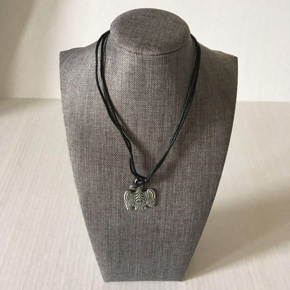 NWT Native Accents Eagle Pewter Necklace Signed - Picture 1 of 7
